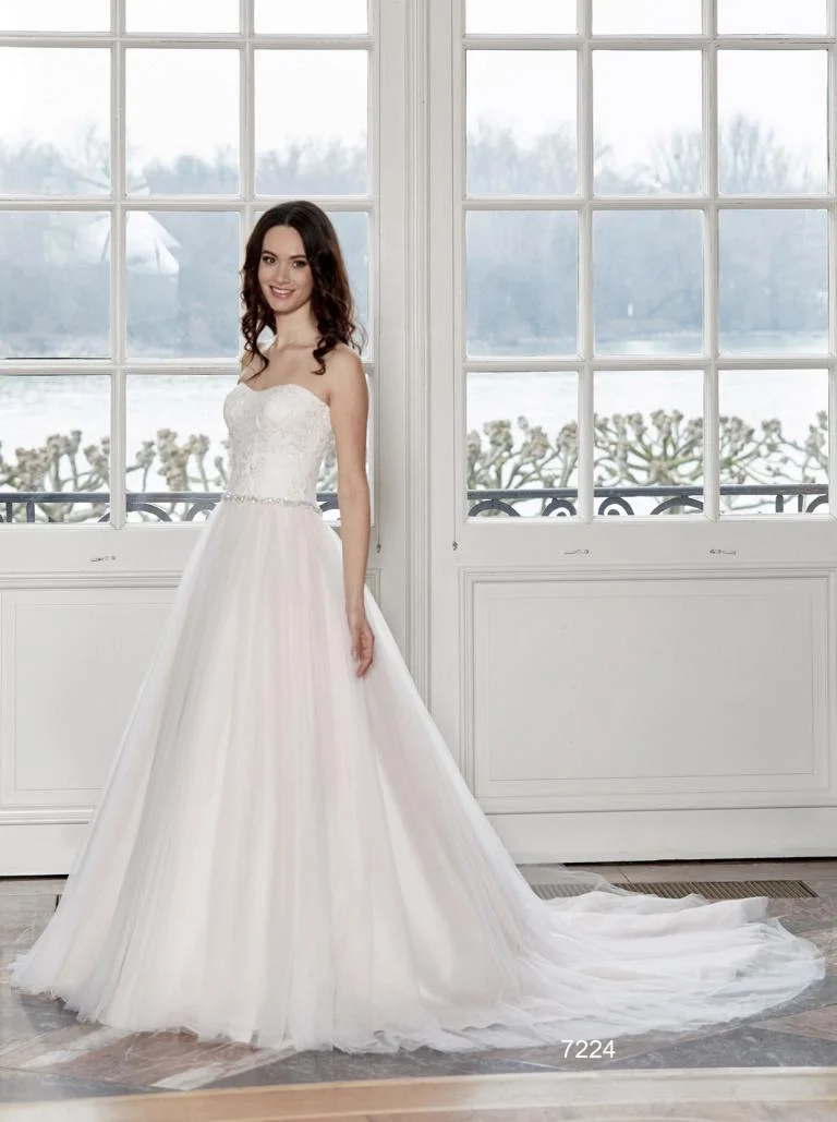Brautkleid 7224